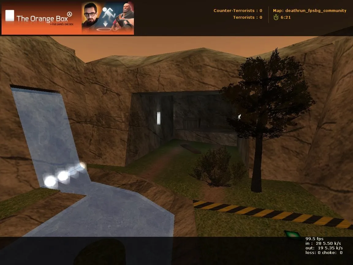 Скачать deathrun_fpsbg_community для CS 1.6: Deathrun карта, точки, боты .nav, оптимизация wpoly/epoly - Скриншот