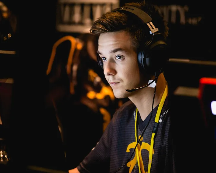 Скачать Конфиг pronax.cfg для CS 1.6 - Скачай профессиональную настройку - Скриншот