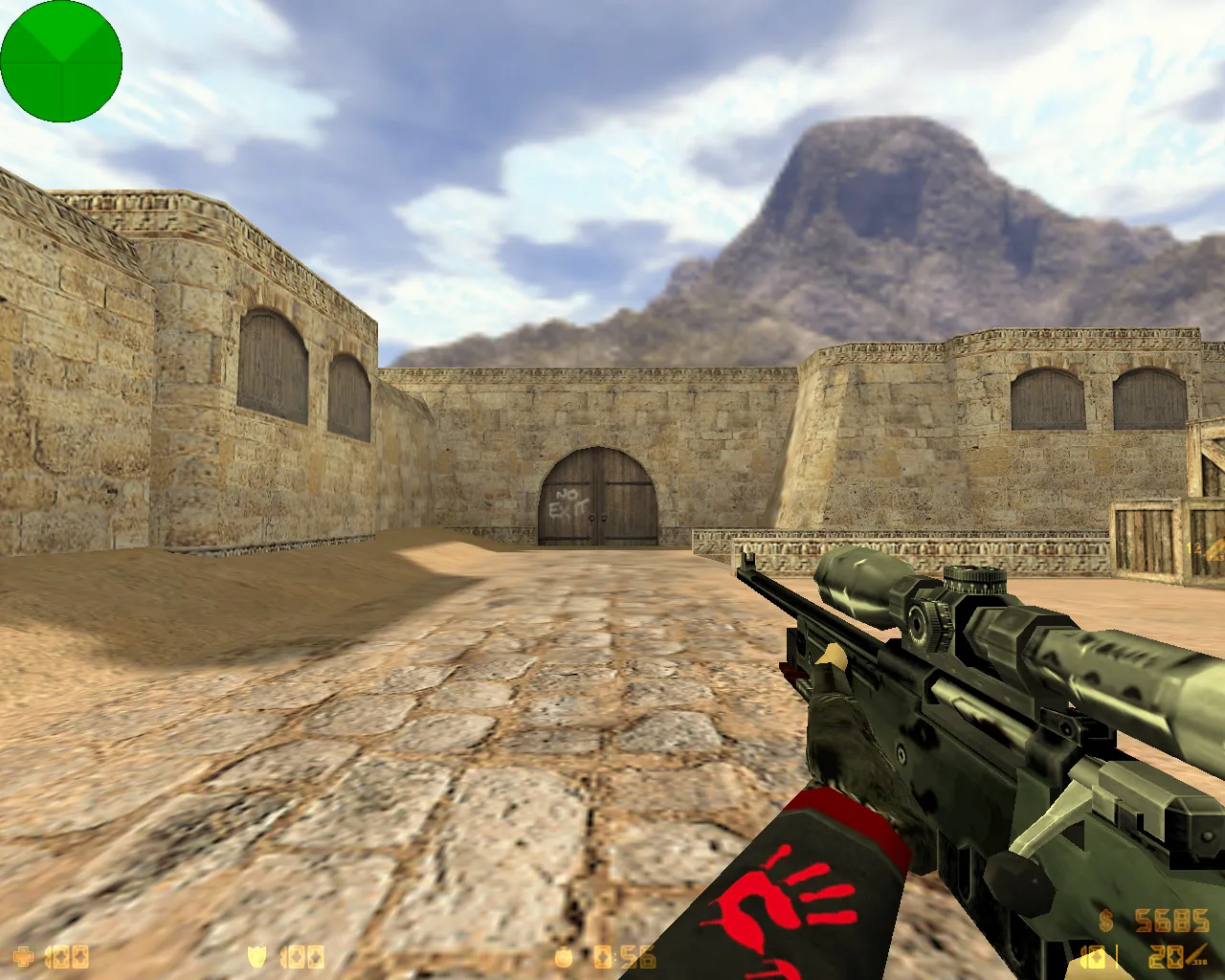 Скачать CS 1.6 Bloody — сборка с черными рукавами Bloody, красно-синими моделями и скинами оружия - Скриншот