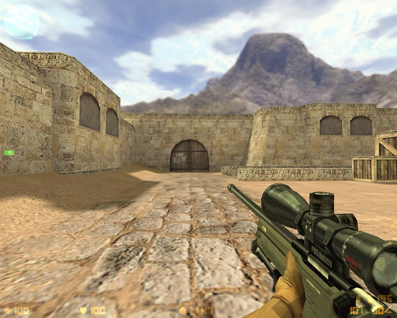 Скачать CS 1.6 CrossFire — сборка с модами Crossfire: модели оружия v_/p_/w_, темное меню, музыка, радар, значок - Скриншот