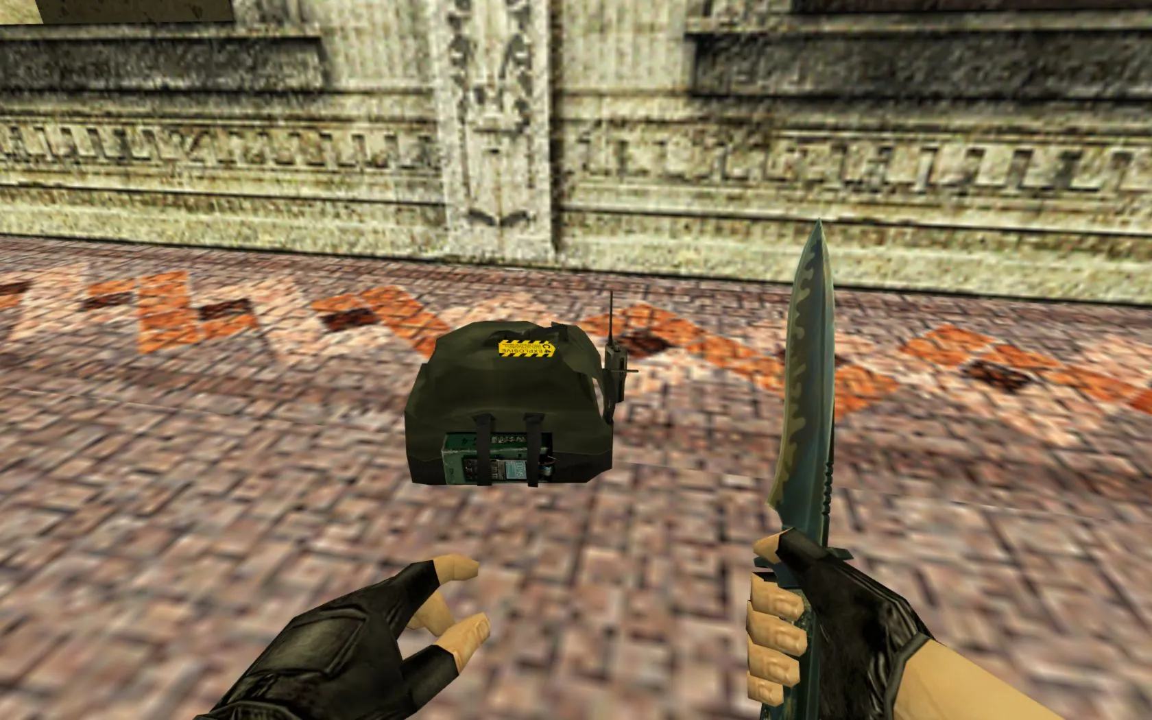 Модель v_ BackPack Partial reskin and hack для CS 1.6: p_ и w_ файлы, звуки, анимации осмотра — скриншот 10
