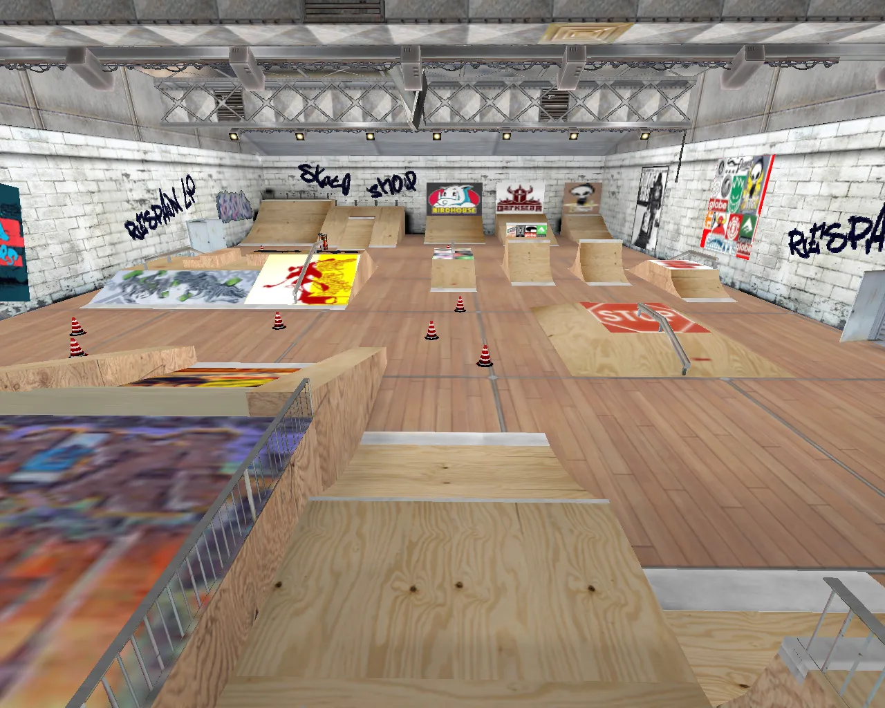 Скачать aim_skatepark_csz для CS 1.6: карта для тренировки прицела, точки, боты и настройки раунда - Скриншот