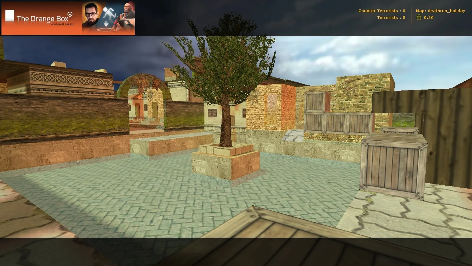 deathrun_holiday для CS 1.6: карта для deathrun, точки ловушек, баланс сторон и .nav для ботов — скриншот 3