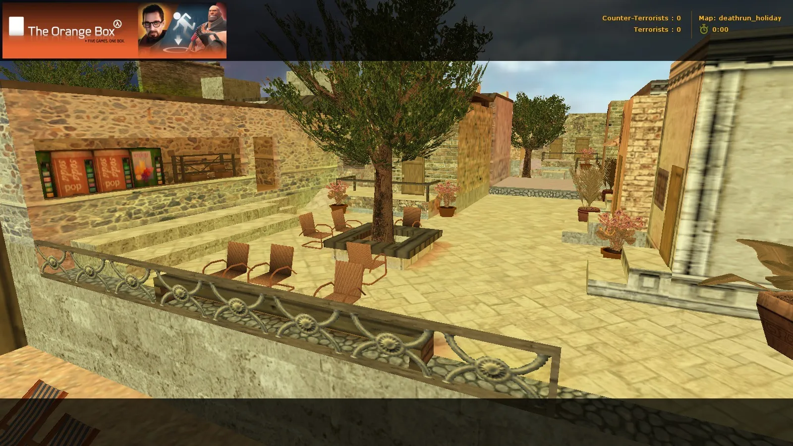 deathrun_holiday для CS 1.6: карта для deathrun, точки ловушек, баланс сторон и .nav для ботов — скриншот 1