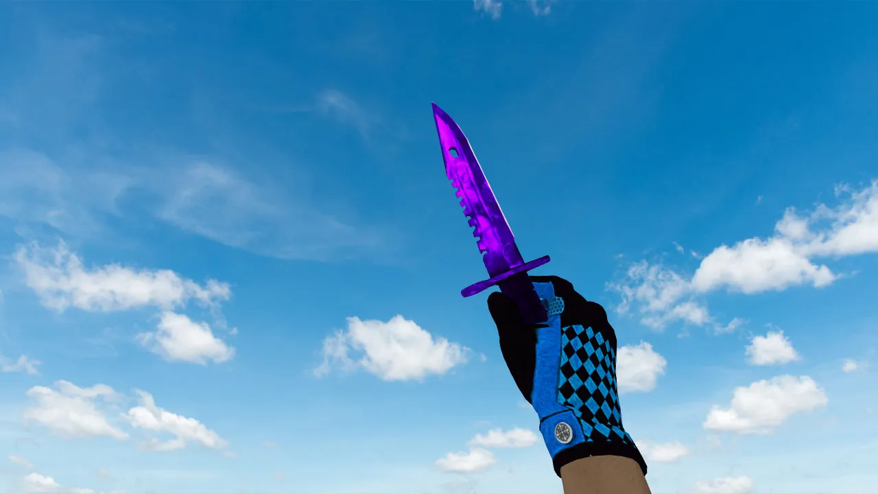 Скачать Модель ножа v_m9bayonetp_sapphire для CS 1.6: p_ и w_ файлы, анимации осмотра и звук - Скриншот