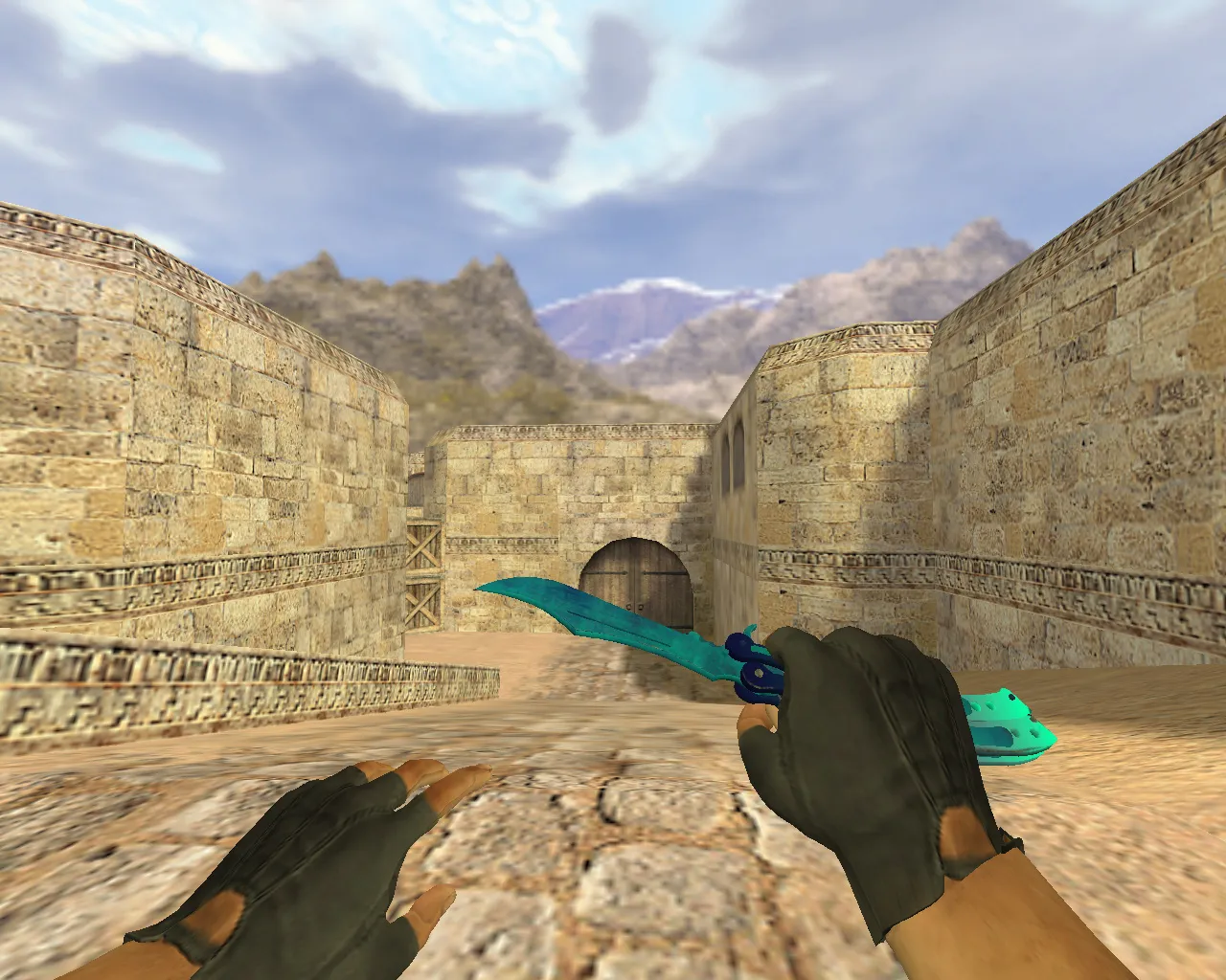 Скачать Нож-бабочка «Синее море» v_knife p_knife w_knife для CS 1.6: звук, анимация осмотра, качество текстур - Скриншот