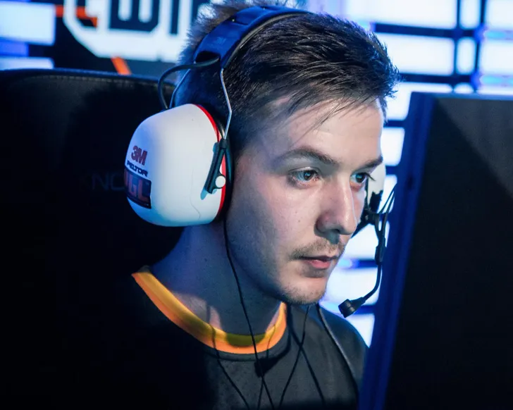 Скачать Конфиг pronax.cfg для CS 1.6 - Скачай профессиональную настройку - Скриншот